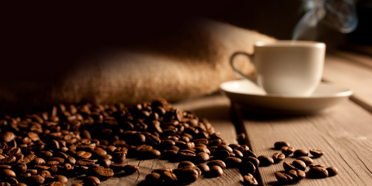 Sambil Menyelam Minum Kopi