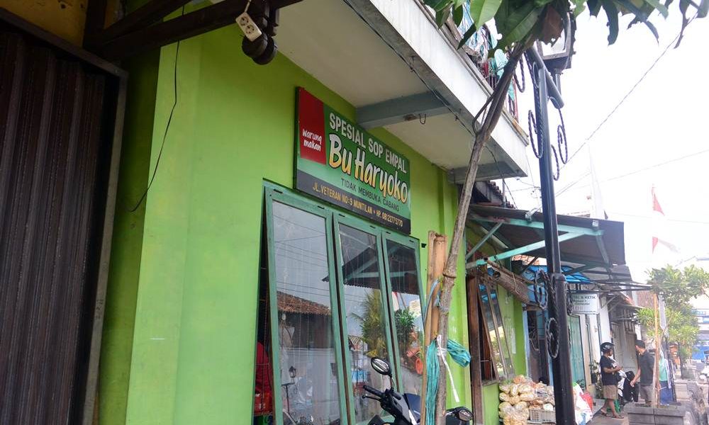 Sop Empal Muntilan Bu Haryoko Menyatukan Lidah Jawa dan Tionghoa