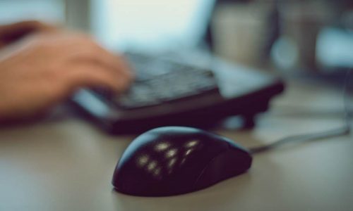 Berbagi Kisah Suka Duka Kerja Sampingan Mandiri di Malaysia